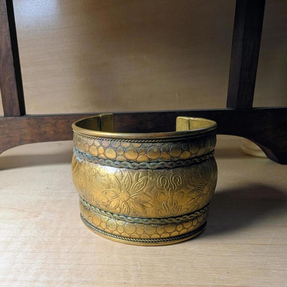 Vintage 90s Wide Brass Cuff Bracelet